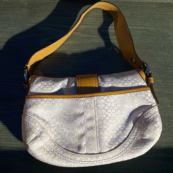 COACH PURSE - Picture 3 of 15